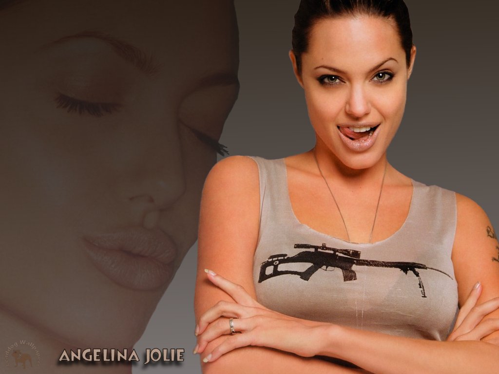 Angelina Jolie-247